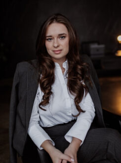 Яна Кузнєцова - Генеральний Директор Віза Ленд